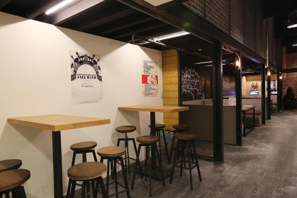 Angels Hostel Taipei Ximen Exterior photo